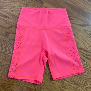 Aerie Chill Play Move Short